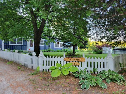 Photo 5 at 236 Phillips Street, Stayner, Clearview
