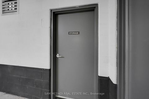 Photo 32 at 14 - 1150 Stroud Lane, Clarkson, Mississauga