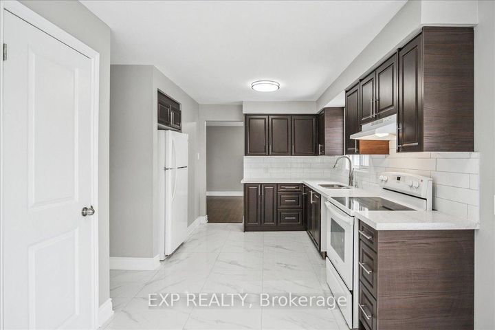 Photo 13 at 44 Newcastle Crescent, Westgate, Brampton