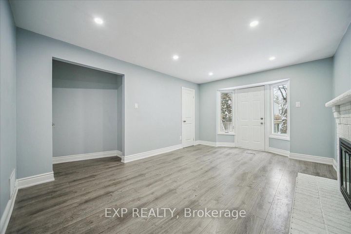 Photo 36 at 44 Newcastle Crescent, Westgate, Brampton