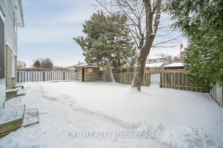 Photo 43 at 44 Newcastle Crescent, Westgate, Brampton