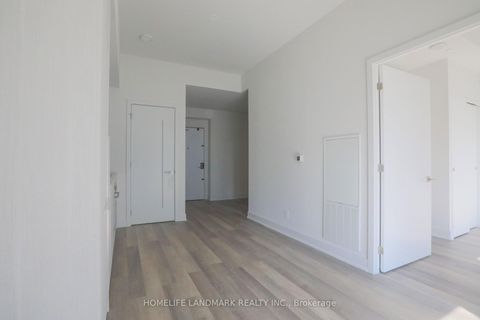 Photo 9 at 3804 - 8 Cumberland Street, Annex, Toronto