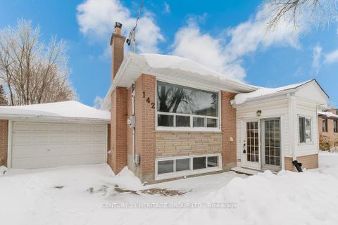 Photo 10 at 142 Kingslynn Drive, King City, King