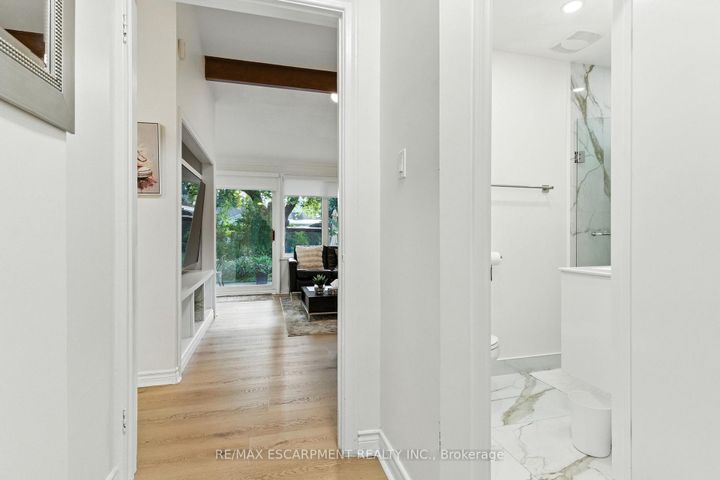 Photo 7 at 230 South Service Road, Mineola, Mississauga