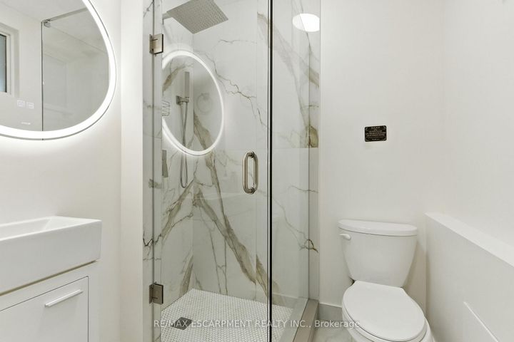 Photo 8 at 230 South Service Road, Mineola, Mississauga