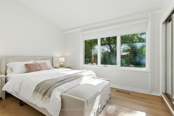 Photo 31 at 230 South Service Road, Mineola, Mississauga