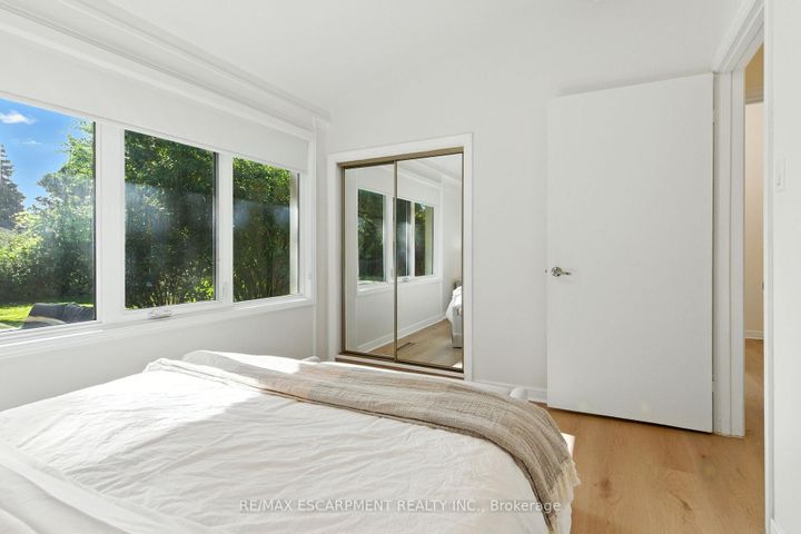 Photo 32 at 230 South Service Road, Mineola, Mississauga