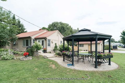 Photo 1 at 19 Lake Drive N, Keswick North, Georgina