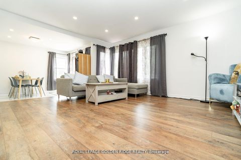 Photo 3 at 19 Lake Drive N, Keswick North, Georgina