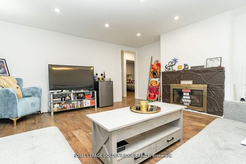 Photo 6 at 19 Lake Drive N, Keswick North, Georgina