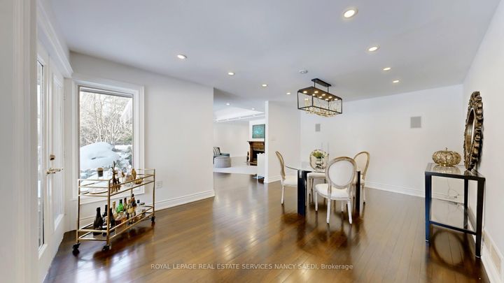 Photo 6 at 62 Wimpole Drive, Windfields, Toronto