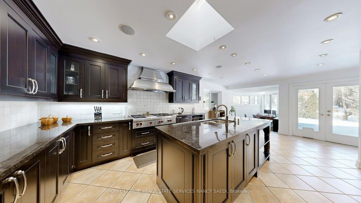 Photo 17 at 62 Wimpole Drive, Windfields, Toronto
