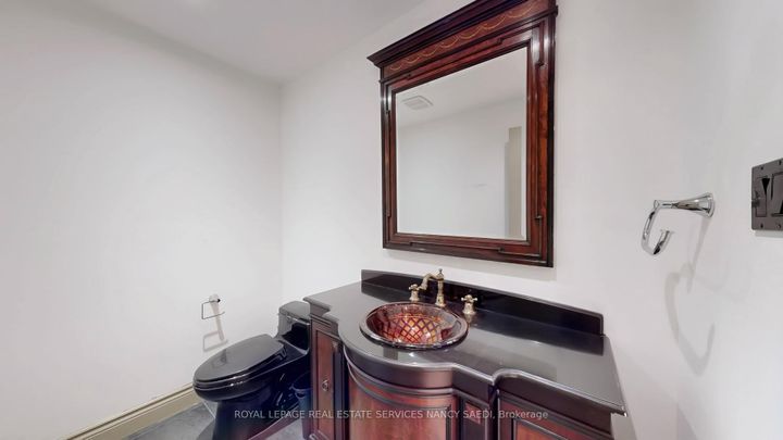 Photo 42 at 62 Wimpole Drive, Windfields, Toronto