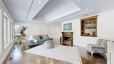 Photo 13 at 62 Wimpole Drive, Windfields, Toronto