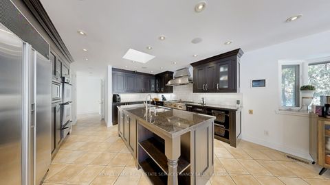 Photo 16 at 62 Wimpole Drive, Windfields, Toronto