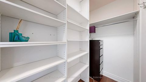 Photo 30 at 62 Wimpole Drive, Windfields, Toronto