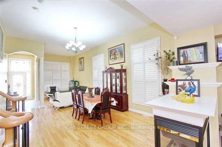 Photo 6 at 6 Everingham Circle, Wellington, Brampton