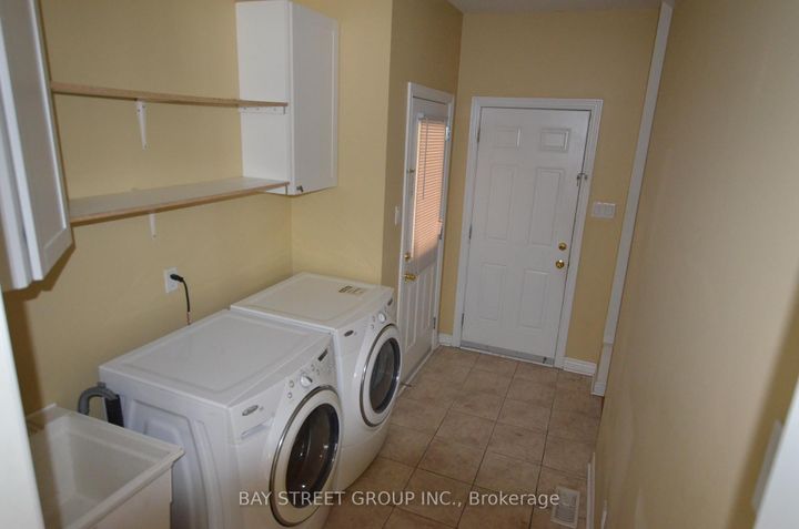 Photo 20 at 6 Everingham Circle, Wellington, Brampton