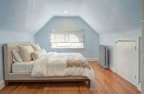 Photo 31 at 232 Pearson Avenue, Swansea, Toronto