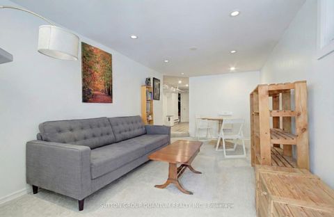 Photo 36 at 232 Pearson Avenue, Swansea, Toronto
