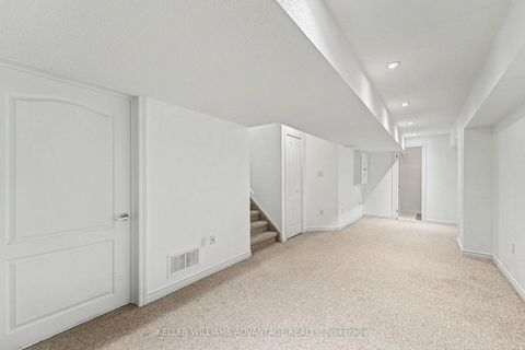 Photo 30 at 25 - 25 Southwoods Crescent, Holly, Barrie