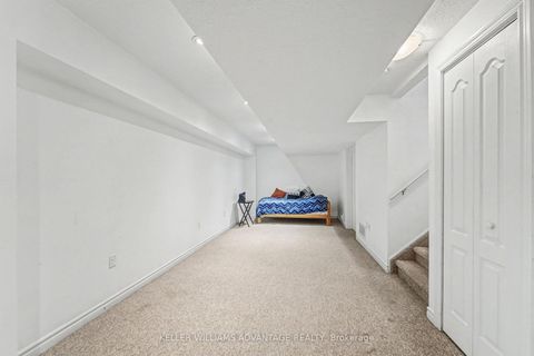 Photo 32 at 25 - 25 Southwoods Crescent, Holly, Barrie