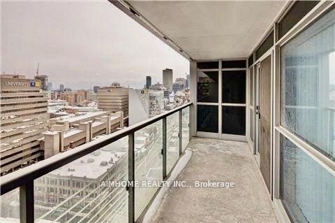 Photo 9 at 1405 - 386 Yonge Street, Bay Street Corridor, Toronto