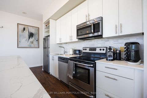 Photo 13 at 3410 - 105 The Queensway Avenue, Swansea, Toronto