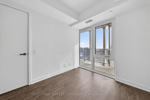 Photo 21 at 2809 - 88 QUEEN Street, Yonge Corridor, Toronto