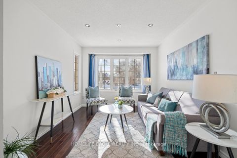 Photo 2 at 98 Lowther Avenue, Oak Ridges, Richmond Hill