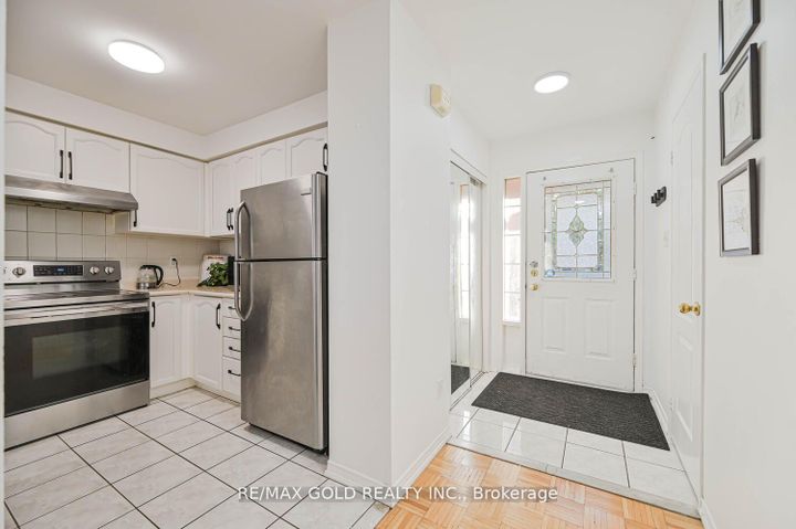 Photo 4 at 34 Earth Star Trail, Wellington, Brampton