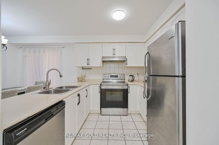 Photo 7 at 34 Earth Star Trail, Wellington, Brampton