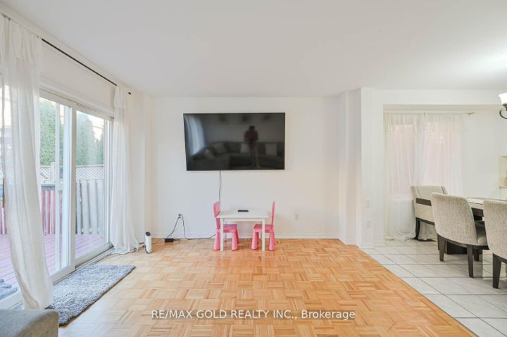 Photo 17 at 34 Earth Star Trail, Wellington, Brampton