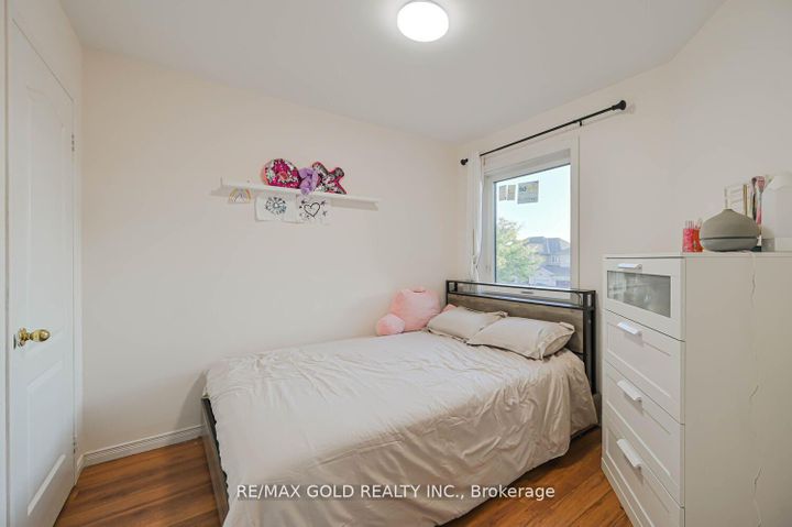 Photo 31 at 34 Earth Star Trail, Wellington, Brampton