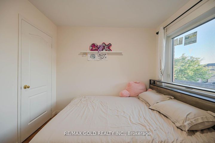 Photo 32 at 34 Earth Star Trail, Wellington, Brampton