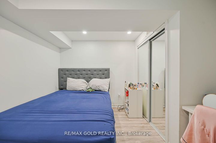 Photo 40 at 34 Earth Star Trail, Wellington, Brampton