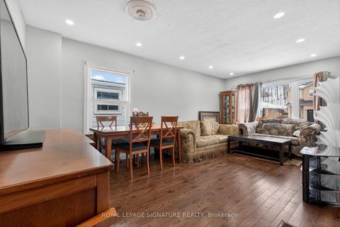 Photo 5 at 39 Rhydwen Avenue, Cliffside, Toronto