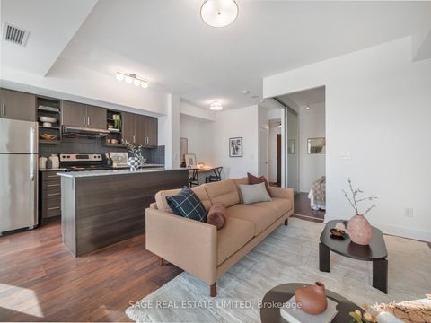 Photo 16 at 909 - 35 Brian Peck Crescent, Thorncliffe Park, Toronto