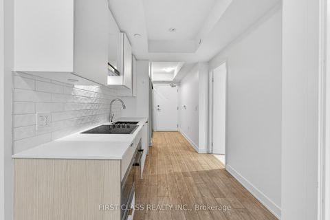 Photo 8 at 1615 - 195 Redpath Avenue, Mount Pleasant West, Toronto