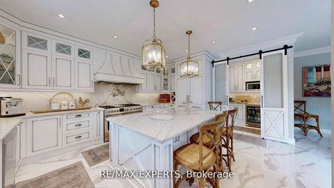 Photo 15 at 27 Theresa Circle, Kleinburg, Vaughan