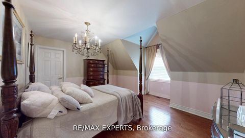 Photo 33 at 27 Theresa Circle, Kleinburg, Vaughan