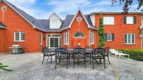 Photo 40 at 27 Theresa Circle, Kleinburg, Vaughan