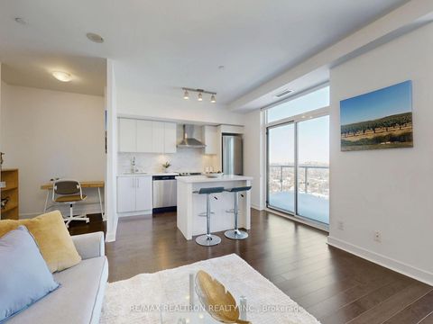 Photo 10 at Ph03 - 58 Orchard View Boulevard, Eglinton, Toronto