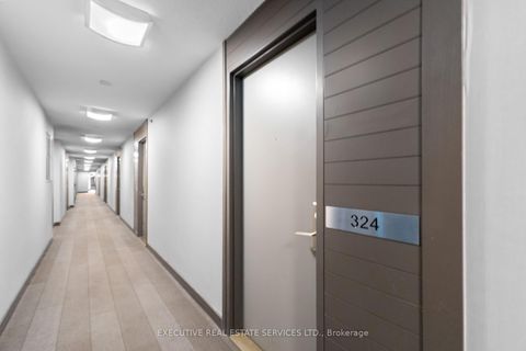 Photo 11 at 324 - 21 Nelson Street, Waterfront Communities C1, Toronto