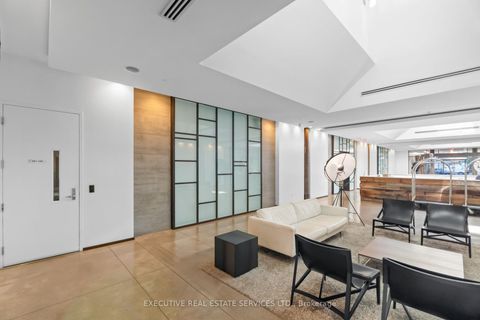 Photo 10 at 721 - 1030 King Street W, Niagara, Toronto