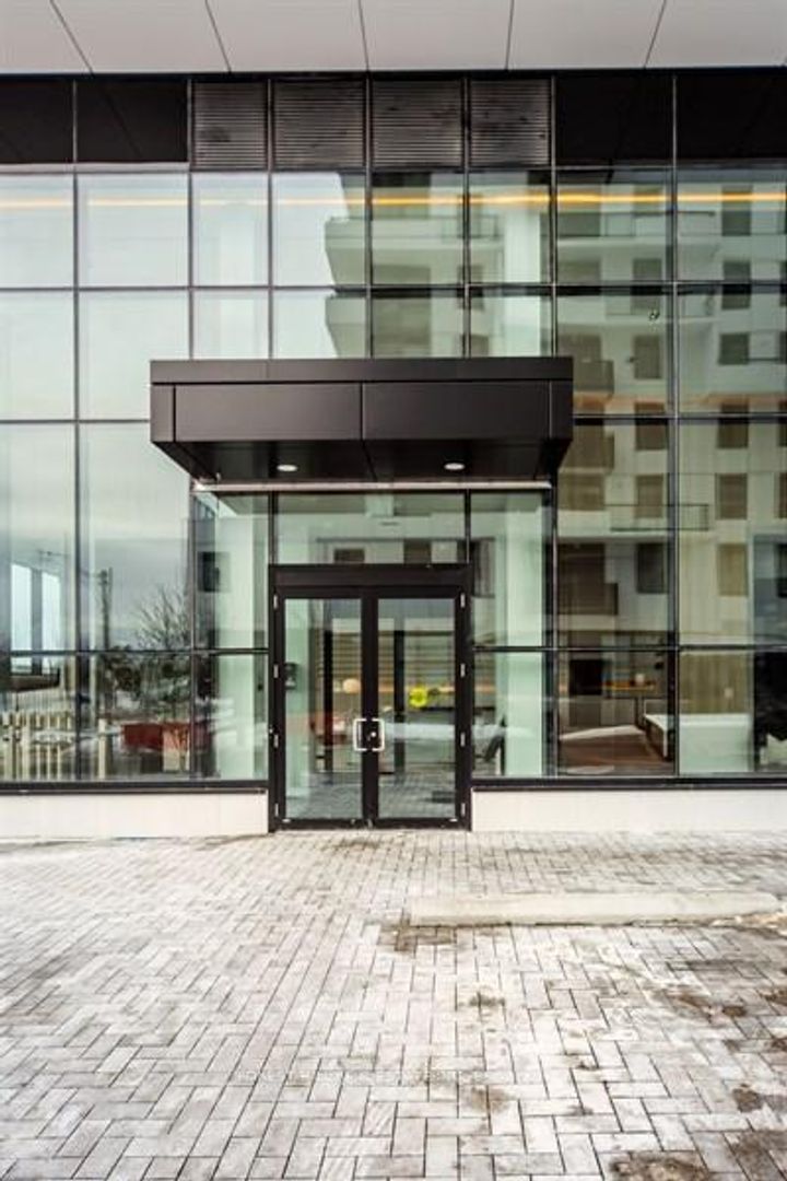 Photo 1 at PH 1702 - 1050 Eastern Avenue, Coxwell, Toronto