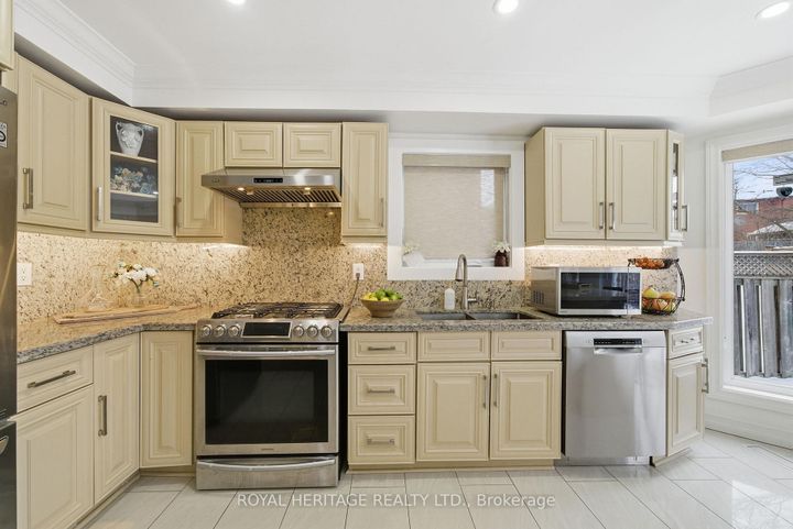Photo 17 at 2201 Wildwood Crescent, Brock Ridge, Pickering