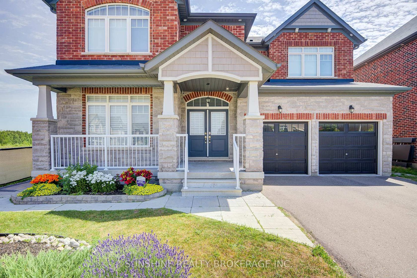 1573 Emberton Way, Alcona, Innisfil photo number 2