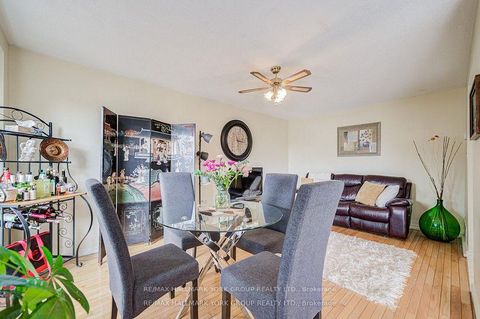 Photo 6 at 9 Bur Oak Way, Jane Heights, Toronto