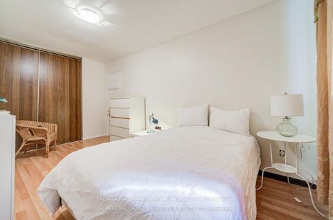 Photo 9 at 9 Bur Oak Way, Jane Heights, Toronto